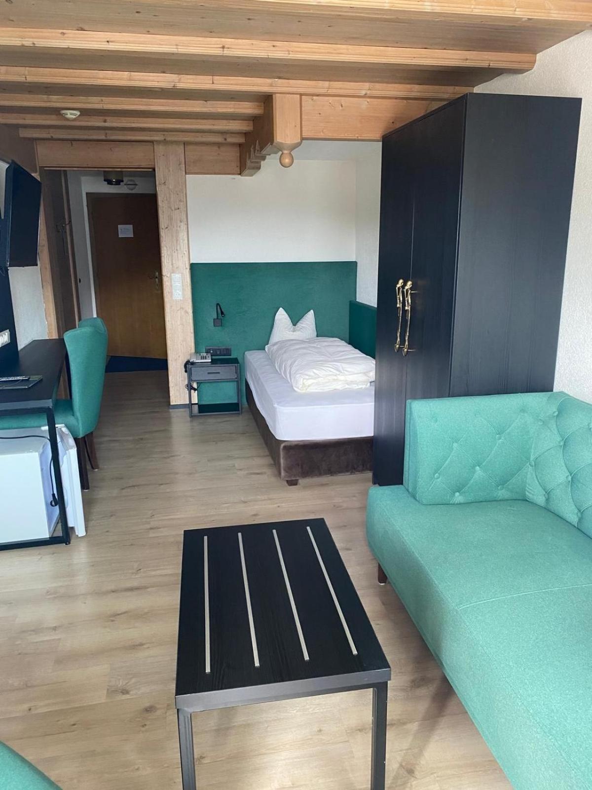 Seelos Hotel